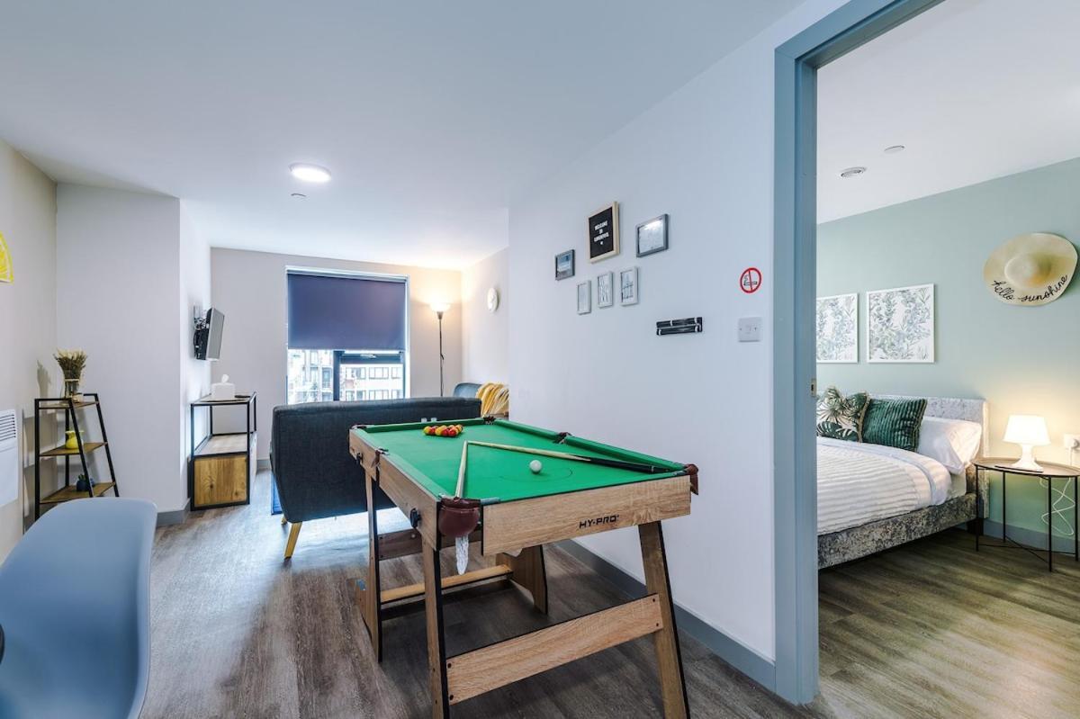 Cosy In Liverpool, Pool Table, Sleeps 3, Smart Tvs Liverpool