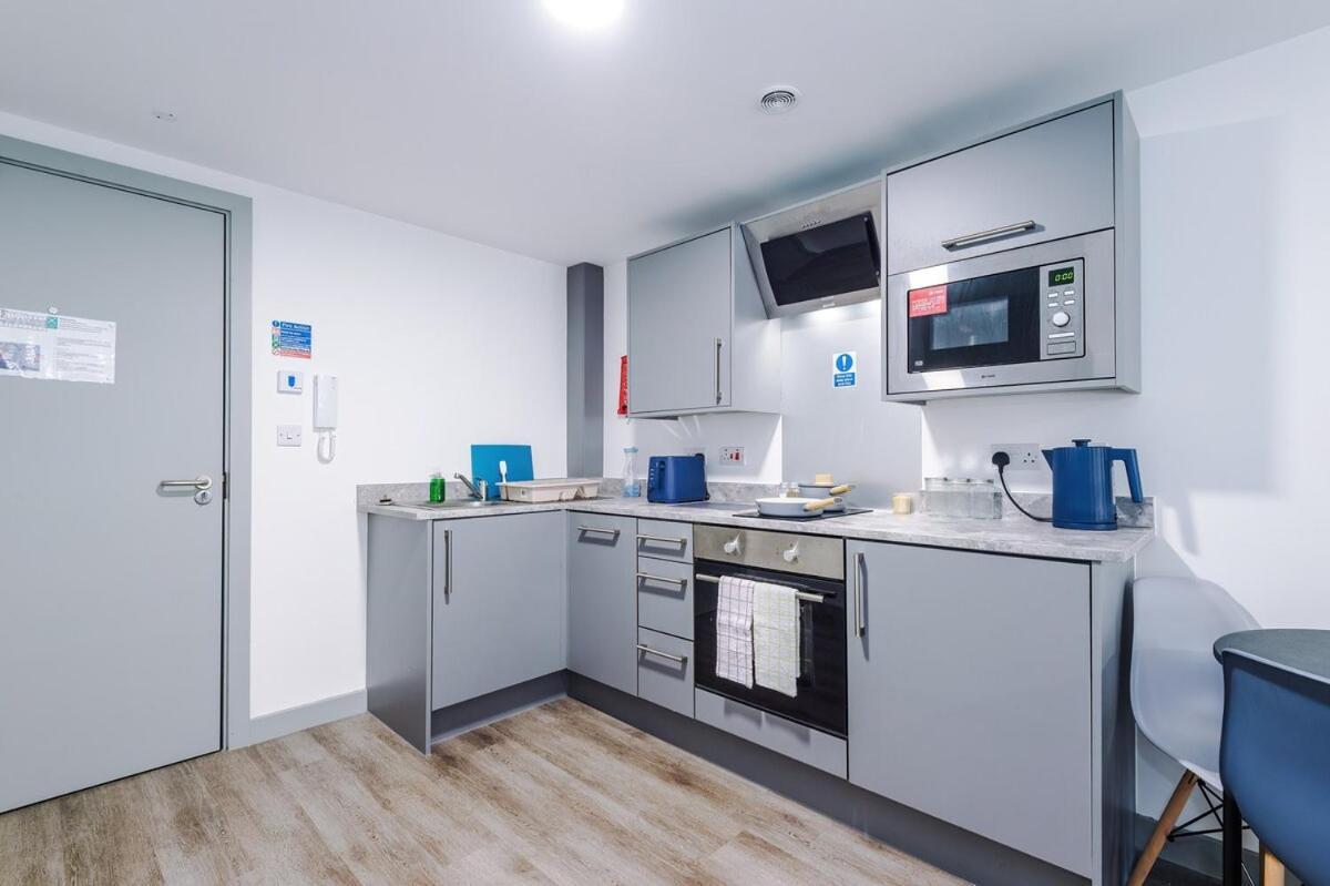 Cosy In Liverpool, Pool Table, Sleeps 3, Smart Tvs * Liverpool